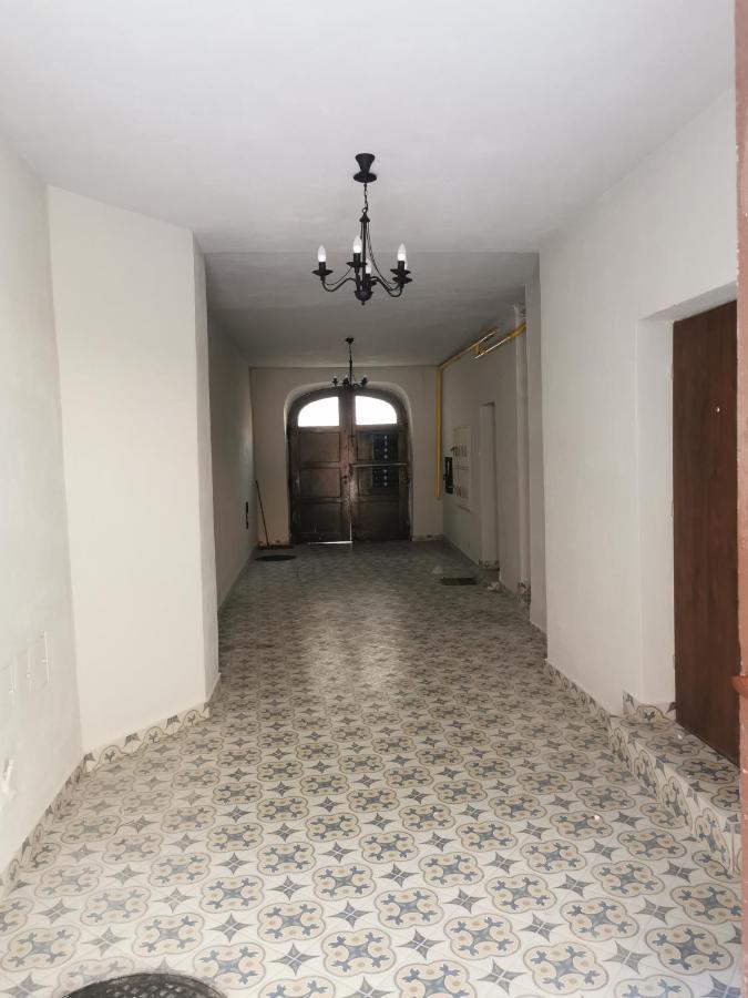 Town Square Apartment لوبلين المظهر الخارجي الصورة